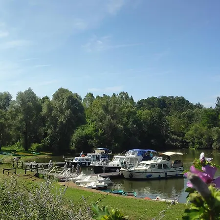 Domaine Saone-Valley Traves Buitenkant foto
